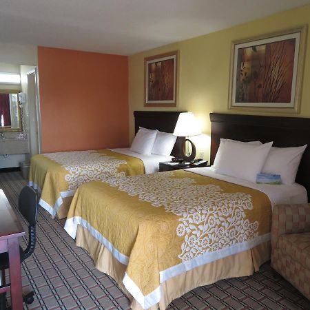 Days Inn By Wyndham Blytheville Buitenkant foto