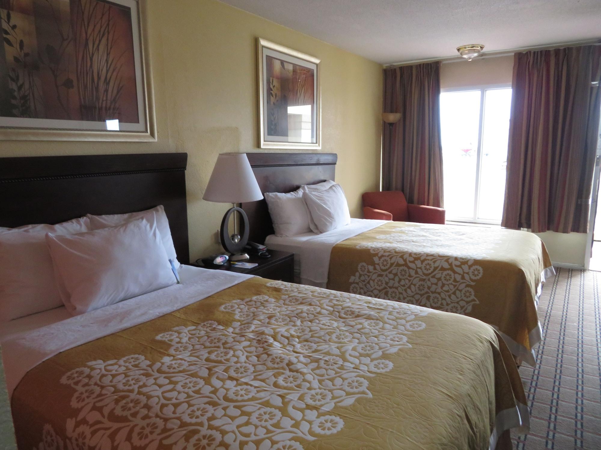 Days Inn By Wyndham Blytheville Buitenkant foto