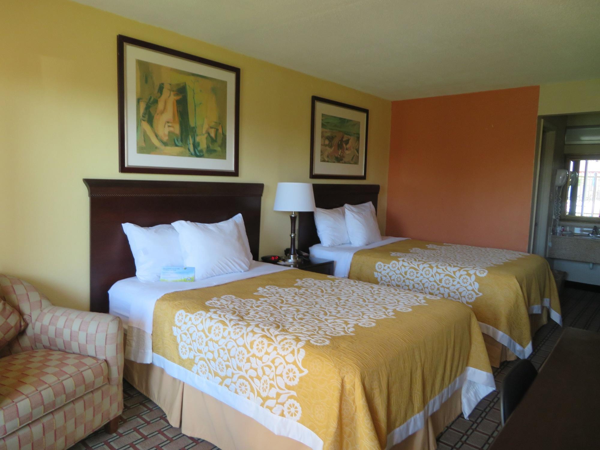 Days Inn By Wyndham Blytheville Buitenkant foto