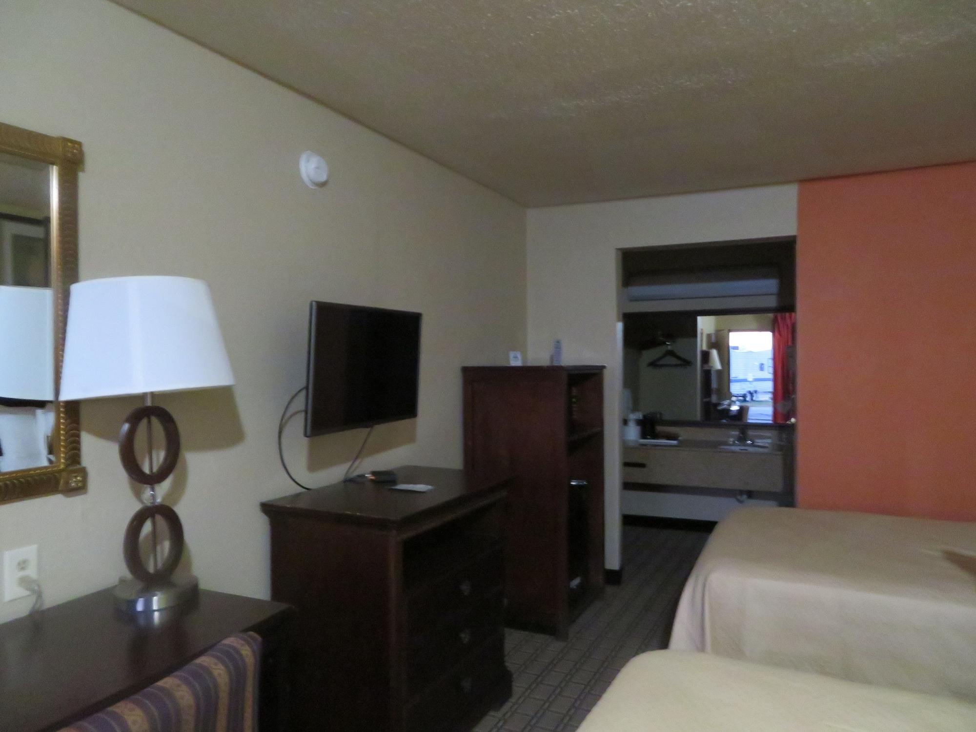 Days Inn By Wyndham Blytheville Buitenkant foto