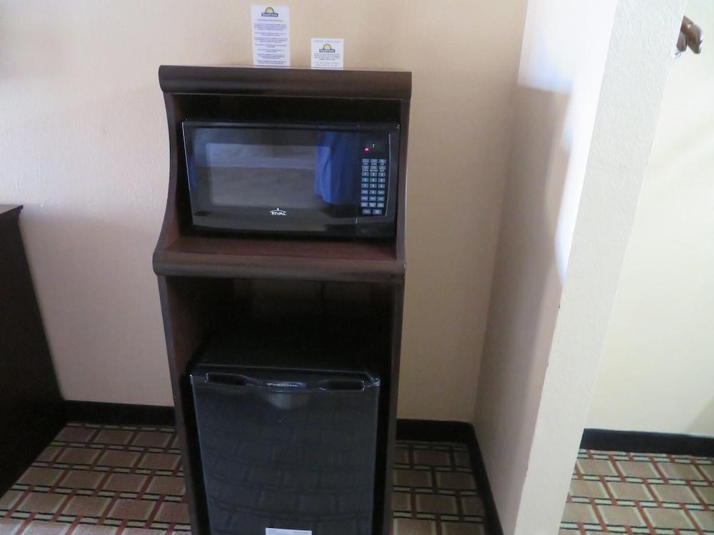Days Inn By Wyndham Blytheville Buitenkant foto