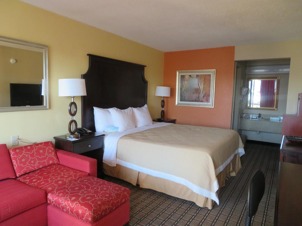 Days Inn By Wyndham Blytheville Buitenkant foto