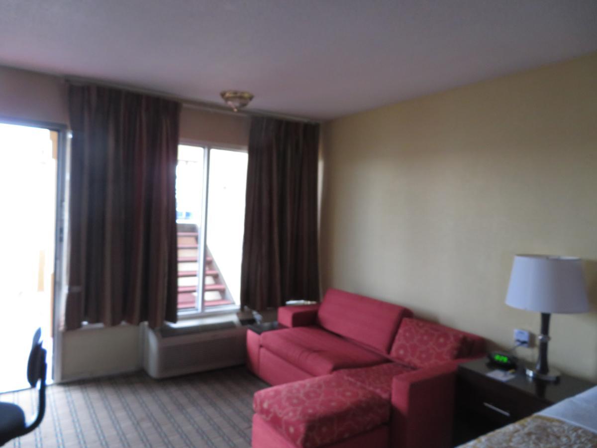 Days Inn By Wyndham Blytheville Buitenkant foto