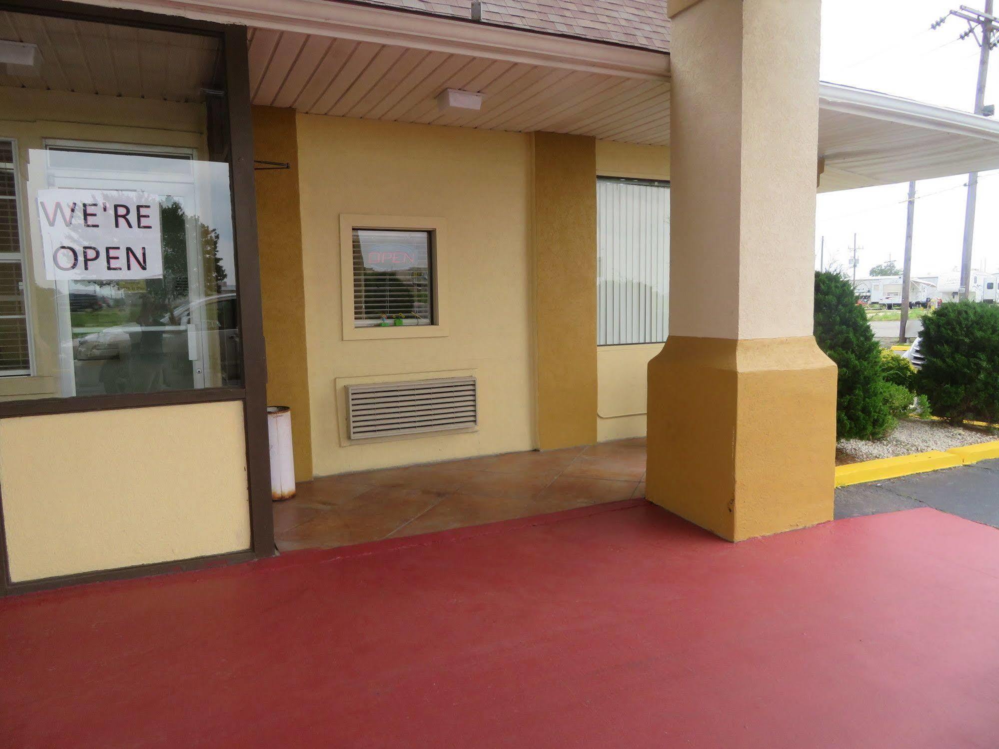 Days Inn By Wyndham Blytheville Buitenkant foto