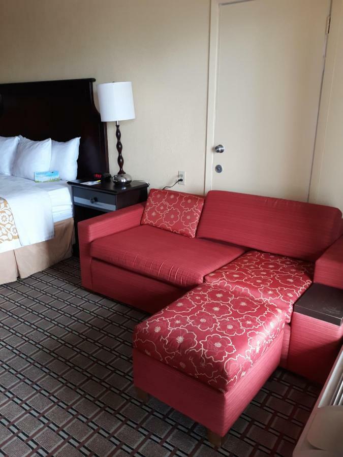 Days Inn By Wyndham Blytheville Buitenkant foto